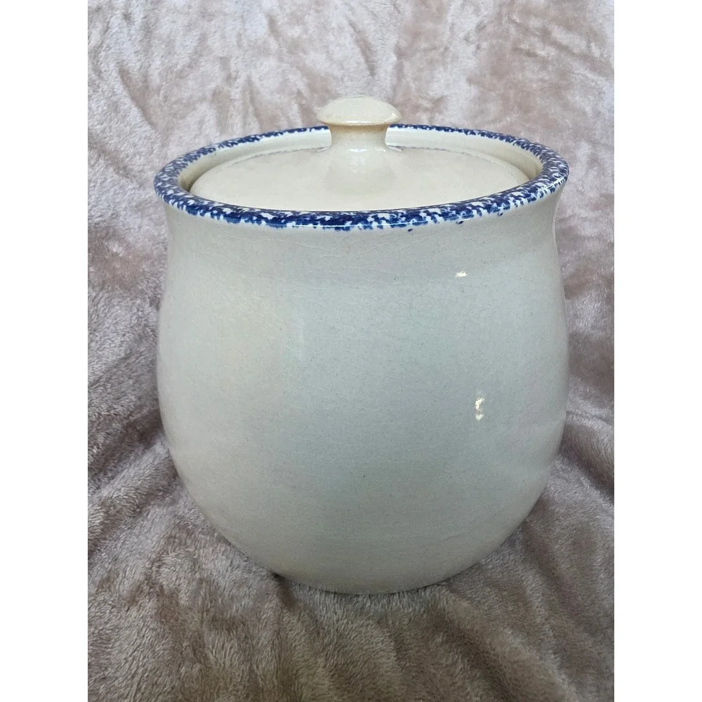 Unbranded vintage stoneware